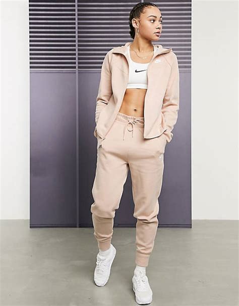 nike anzug damen beige|Trainingsanzüge für Sport & Freizeit. Nike DE.